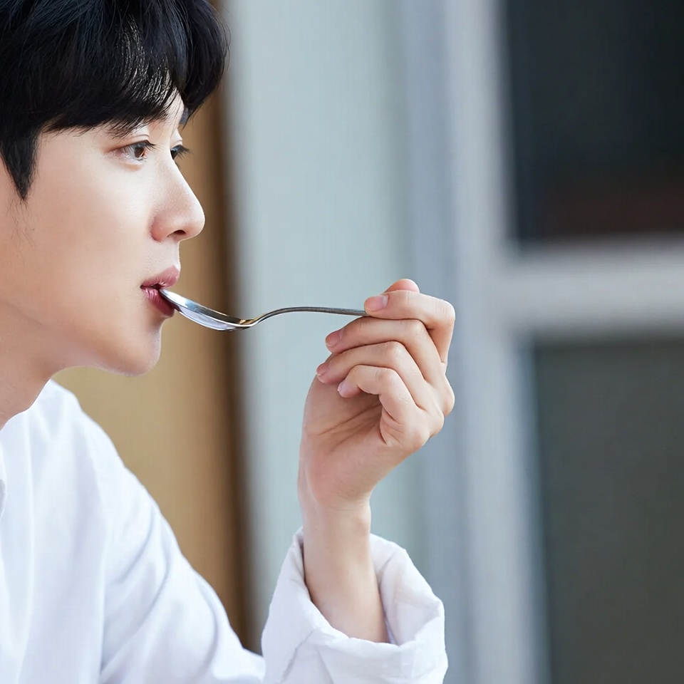 하루에 한 스푼으로 시력을 더 강하게, 멀리 있는 물체가 다시 보입니다