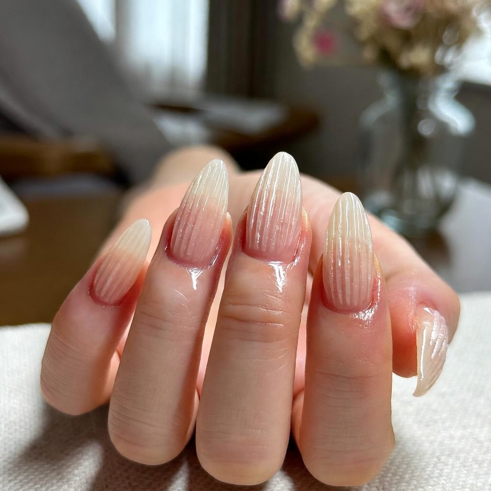 40대 이후 손톱에 이런 줄이 있다면, 그것은 분명한 신호입니다