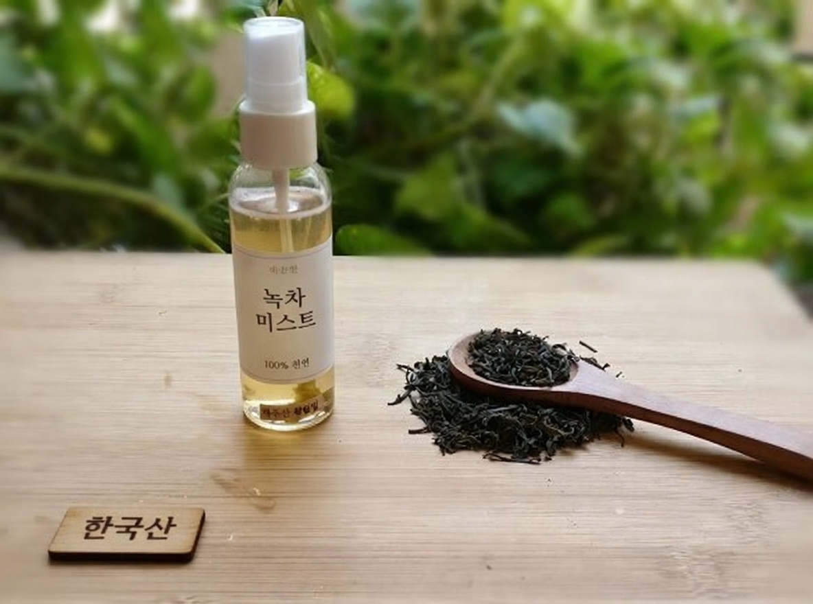 천연 뷰티 제품으로 녹차를 활용하는 방법: 빛나는 피부 만들기, 다크 스폿 제거 및 넓은 모공 축소, 네일 케어 제품, 바디 케어 제품